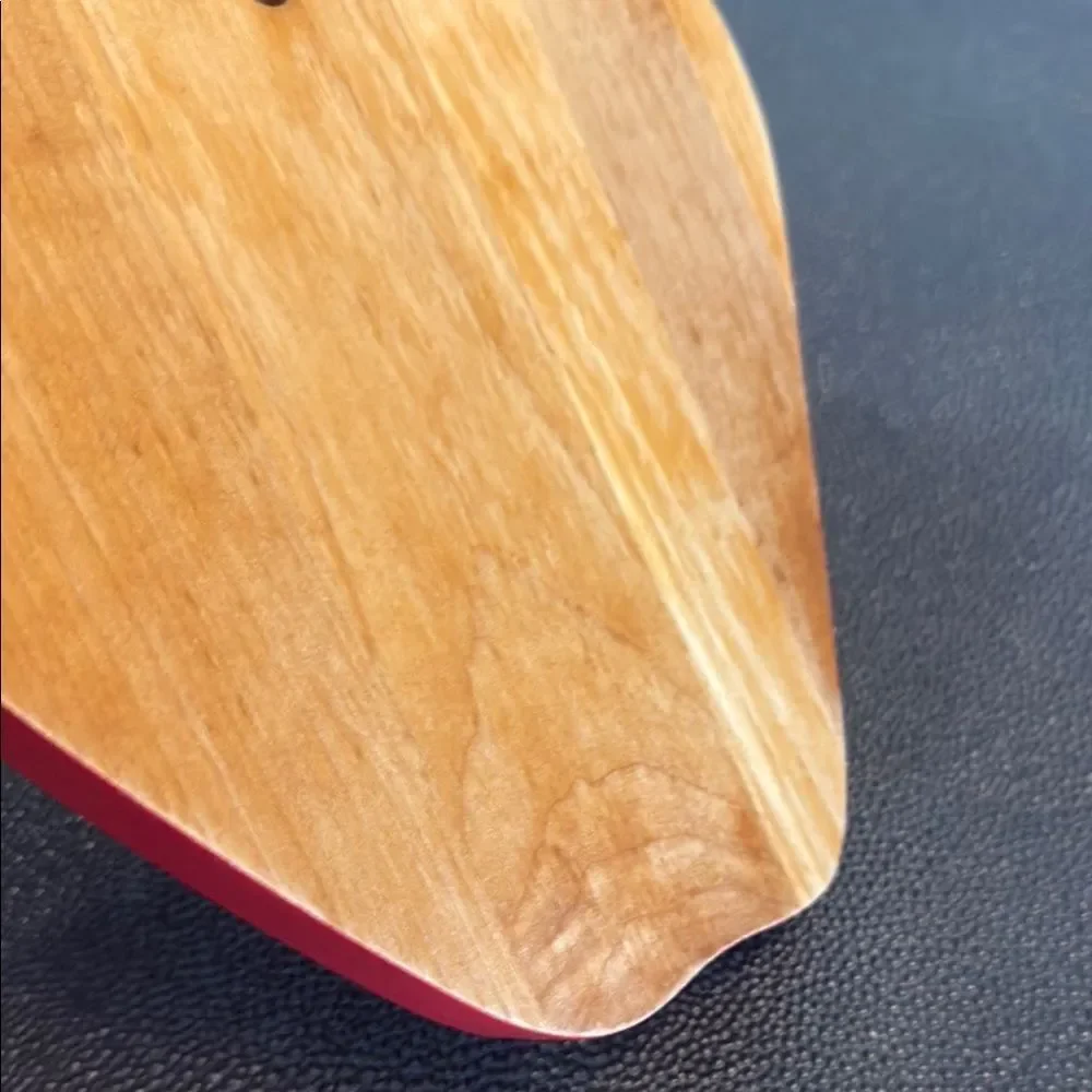 Tree-Spirit Strawberry Shaped Wooden Cutting Board with Strawberry Hook
